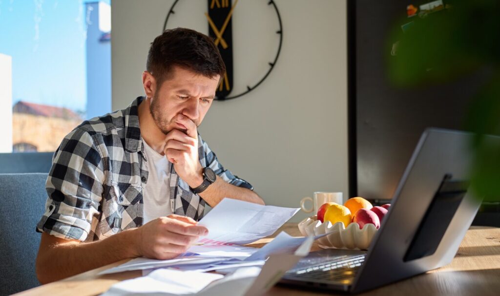 Landlord checking tenancy agreement and possession notice timing rules